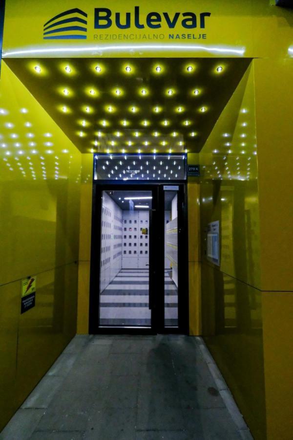Delux Apartmani Bulevar Szarajevó Kültér fotó
